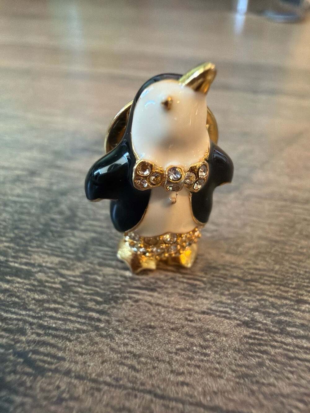 Vintage Napier‎ Gold Tone Enamel Penguin Pin with Rhinestone Bow Tie